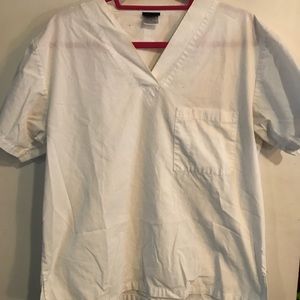 Men’s Scrub Top. Used-Good condition.